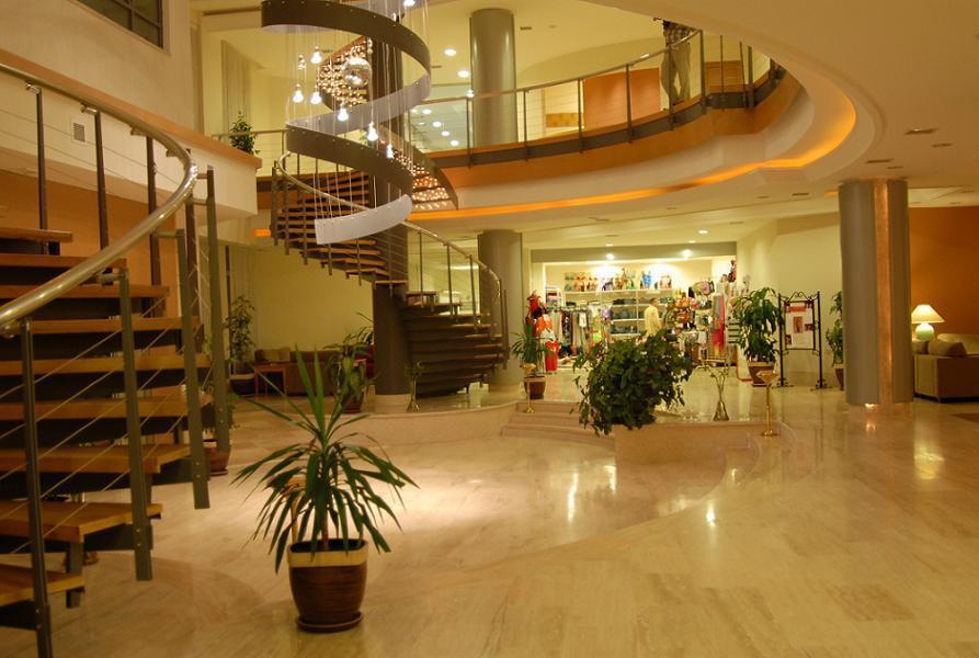 Pam Thermal Hotel Clinic & Spa ปามุคคาเล ภายนอก รูปภาพ Lobby of the hotel