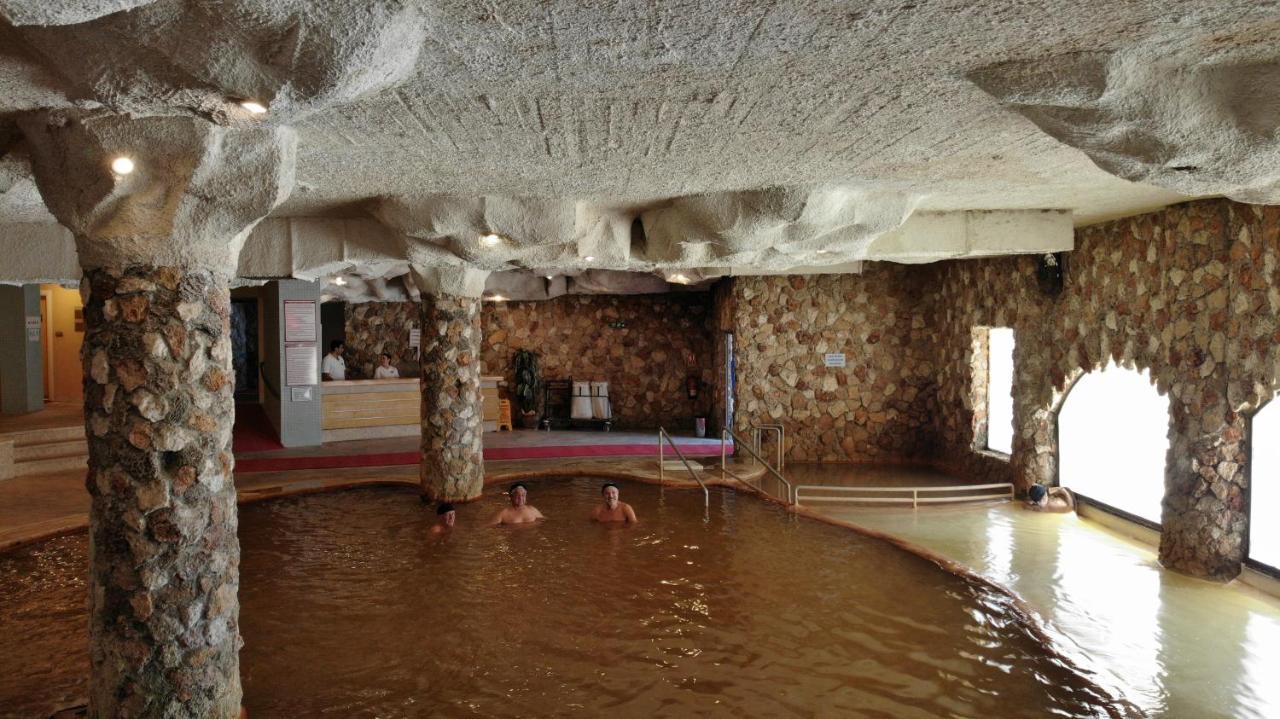 Pam Thermal Hotel Clinic & Spa ปามุคคาเล ภายนอก รูปภาพ The thermal baths of the spa