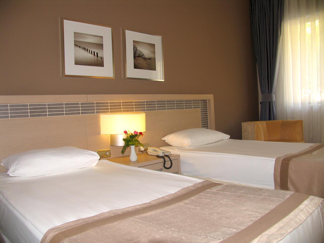 Pam Thermal Hotel Clinic & Spa ปามุคคาเล ภายนอก รูปภาพ A typical hotel room